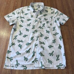Sovereign Codes men’s cactus patterned short sleeved shirt, medium